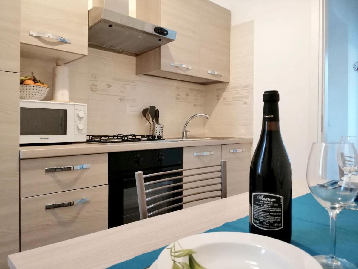 Appartamento Aida - Near The Center With Private Parking E Ac Como Ngoại thất bức ảnh