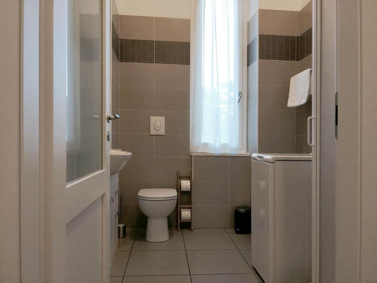 Appartamento Aida - Near The Center With Private Parking E Ac Como Ngoại thất bức ảnh