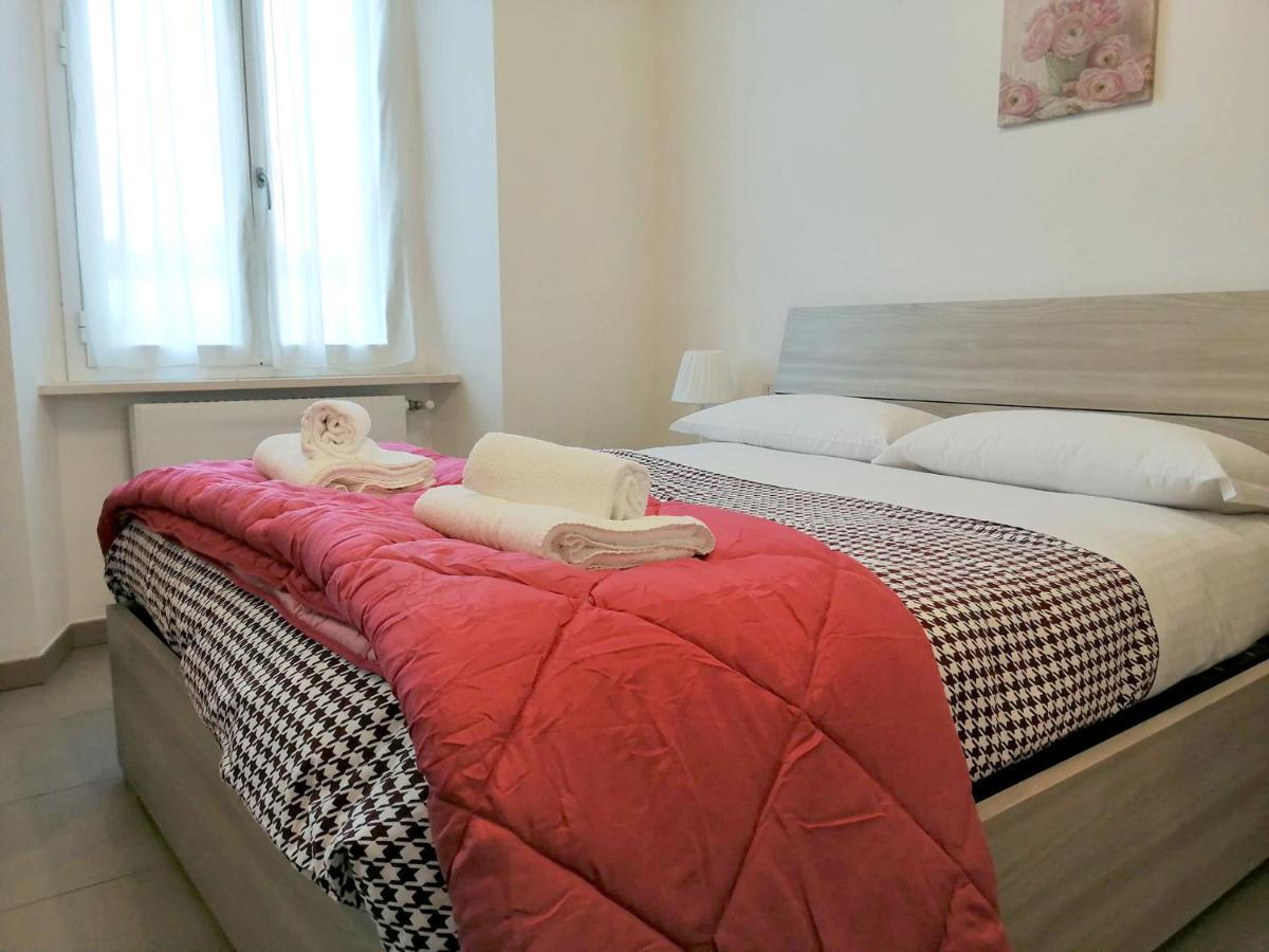 Appartamento Aida - Near The Center With Private Parking E Ac Como Ngoại thất bức ảnh