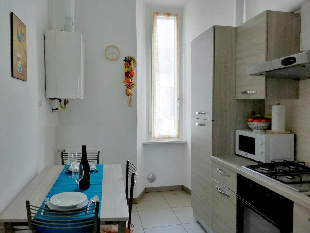 Appartamento Aida - Near The Center With Private Parking E Ac Como Ngoại thất bức ảnh